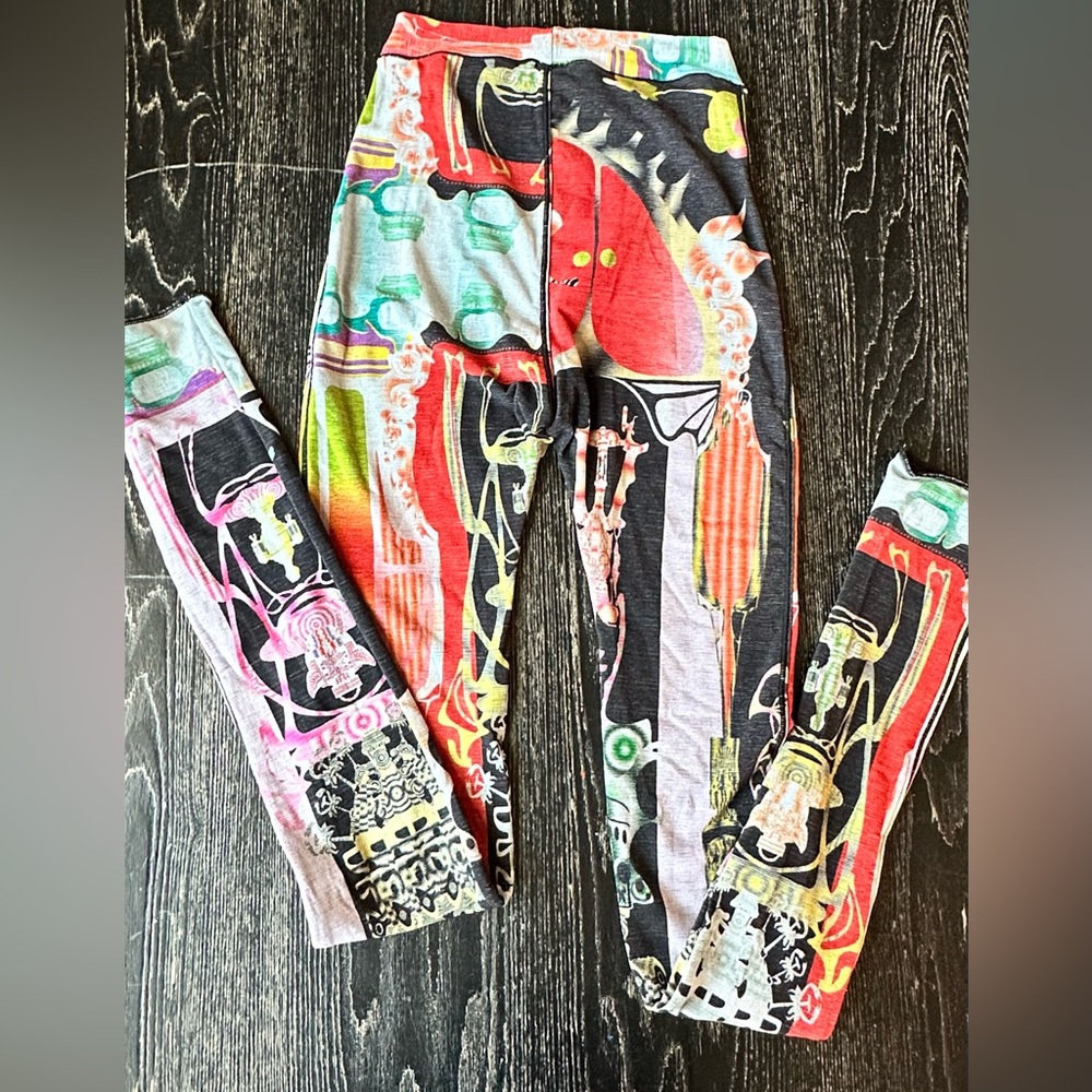 SKIMS Multicolor Graphic Leggings